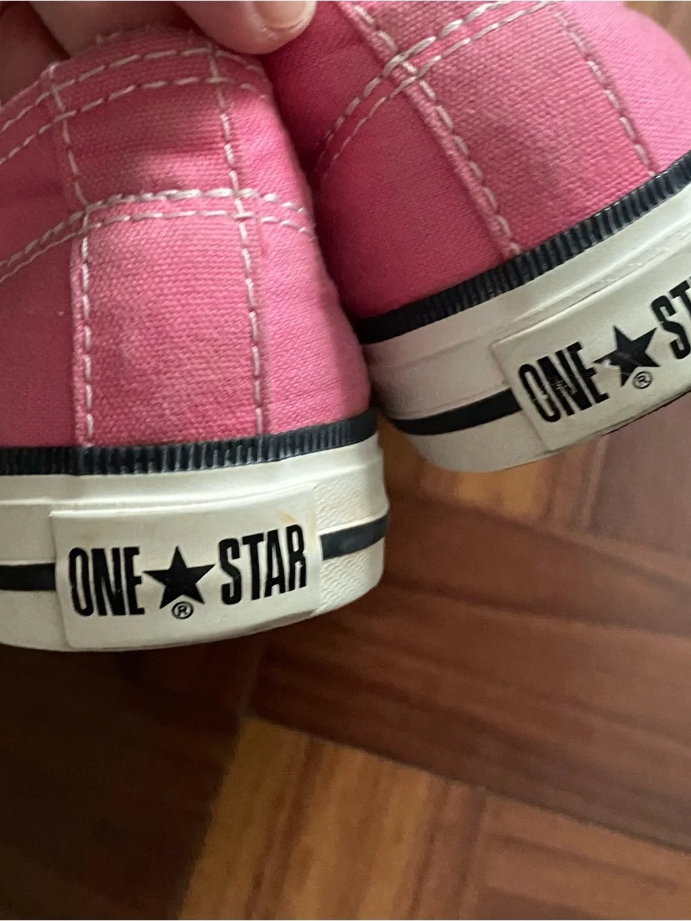 Converse All Star Low Top Sneakers Youth Size 13.5 Pink